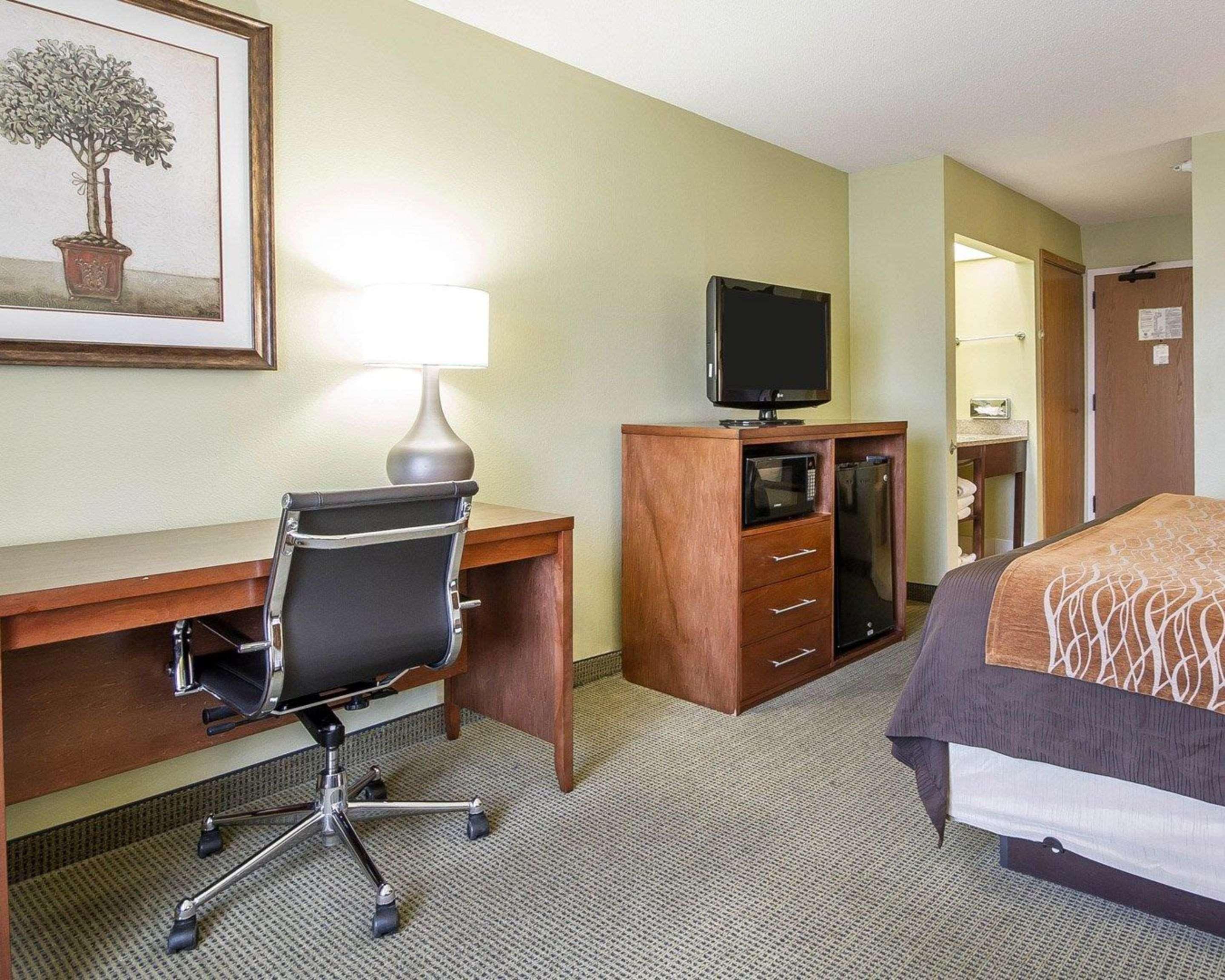 Comfort Inn & Suites Black River Falls I-94 Esterno foto