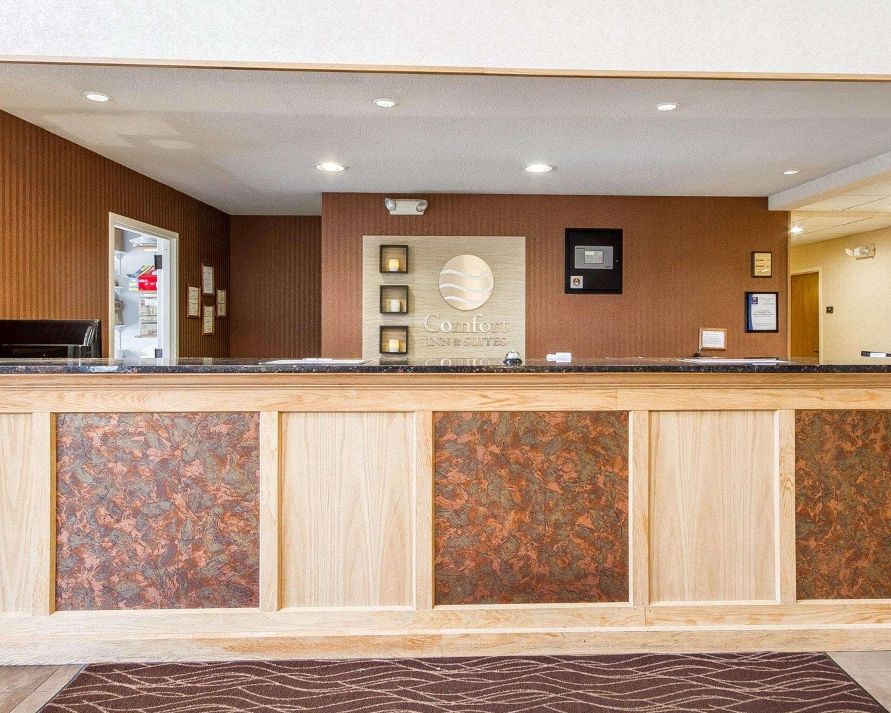 Comfort Inn & Suites Black River Falls I-94 Esterno foto