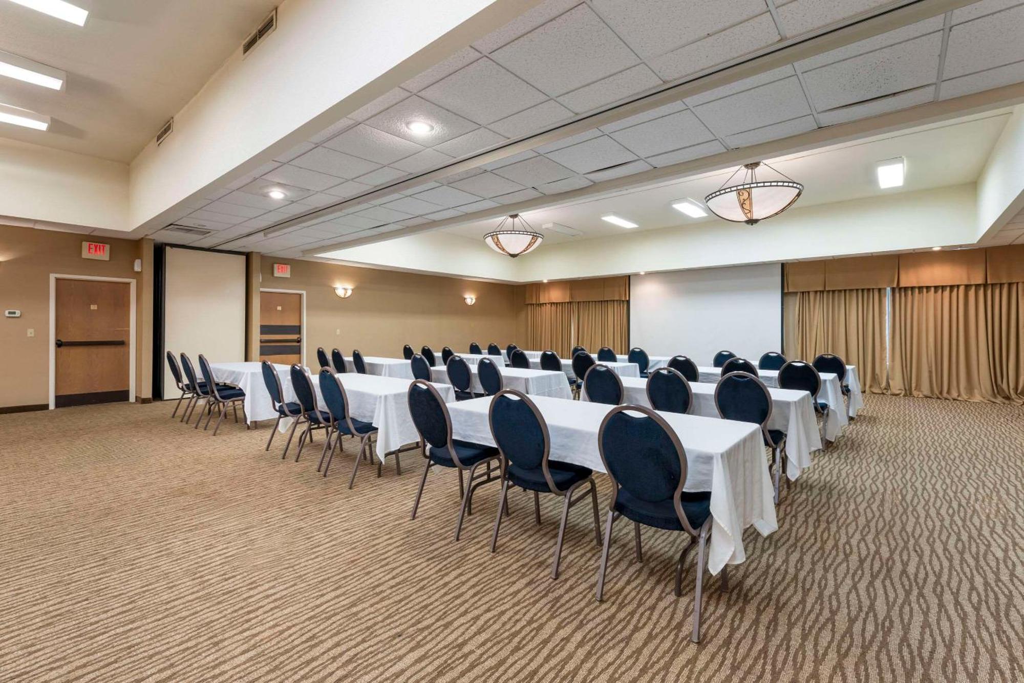 Comfort Inn & Suites Black River Falls I-94 Esterno foto