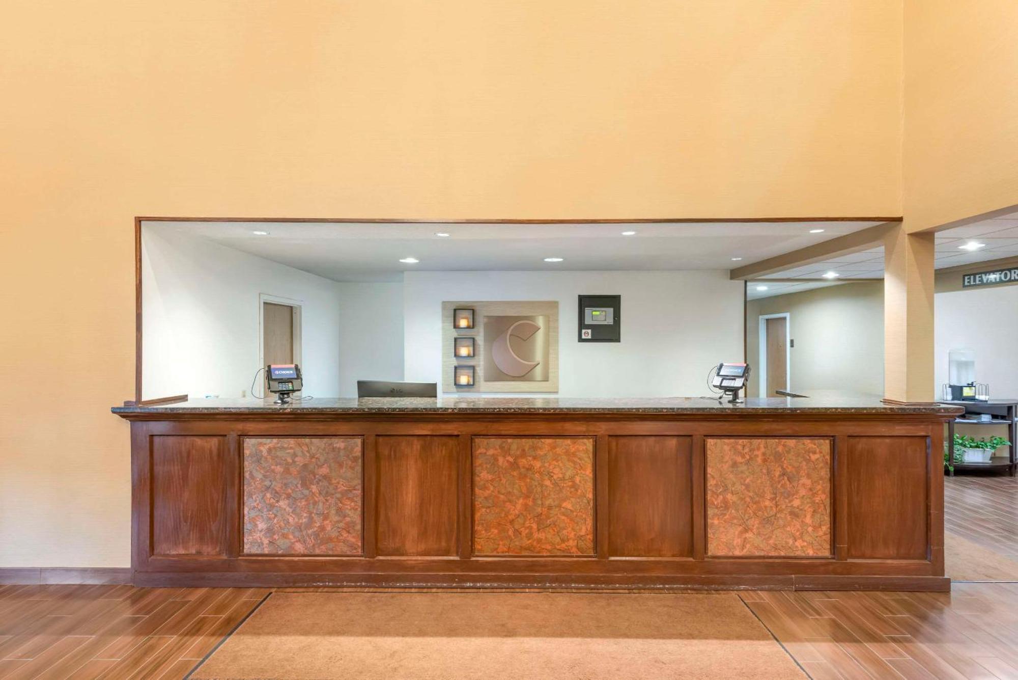 Comfort Inn & Suites Black River Falls I-94 Esterno foto