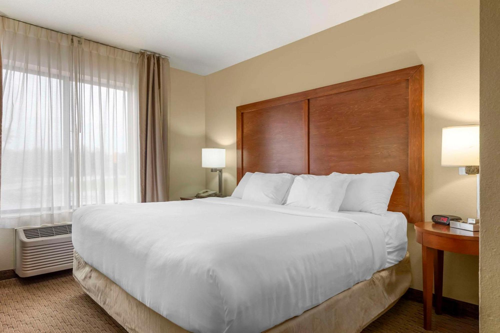 Comfort Inn & Suites Black River Falls I-94 Esterno foto